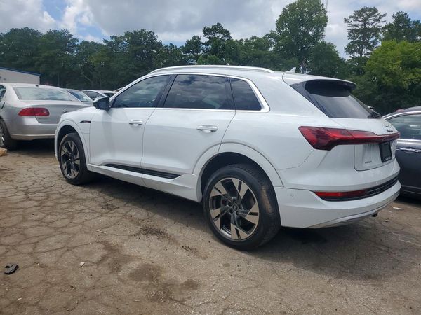 2021 AUDI E-TRON quattro Premium Plus