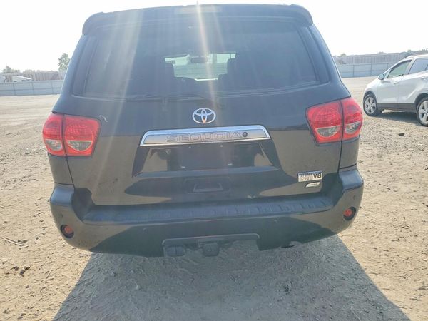 2016 TOYOTA SEQUOIA Platinum Grade