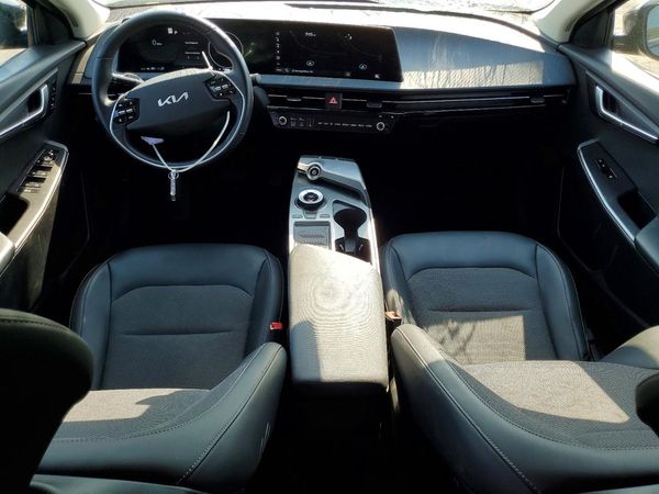 2024 KIA EV6 Light, Wind