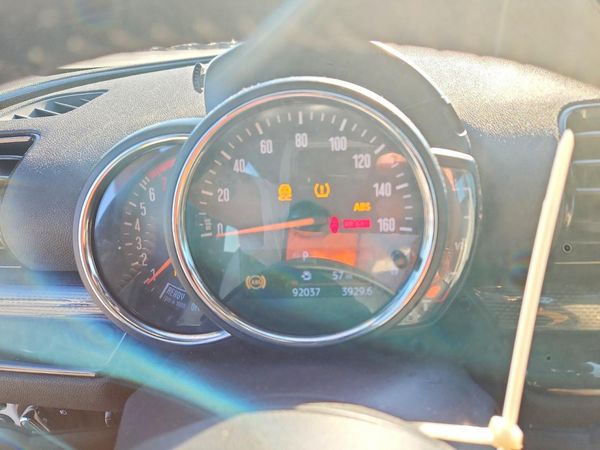 2019 MINI COOPER