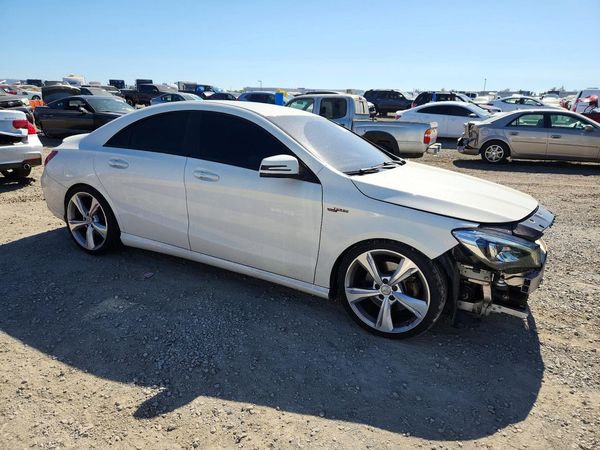 2015 MERCEDES-BENZ CLA CLA250 4 MATIC