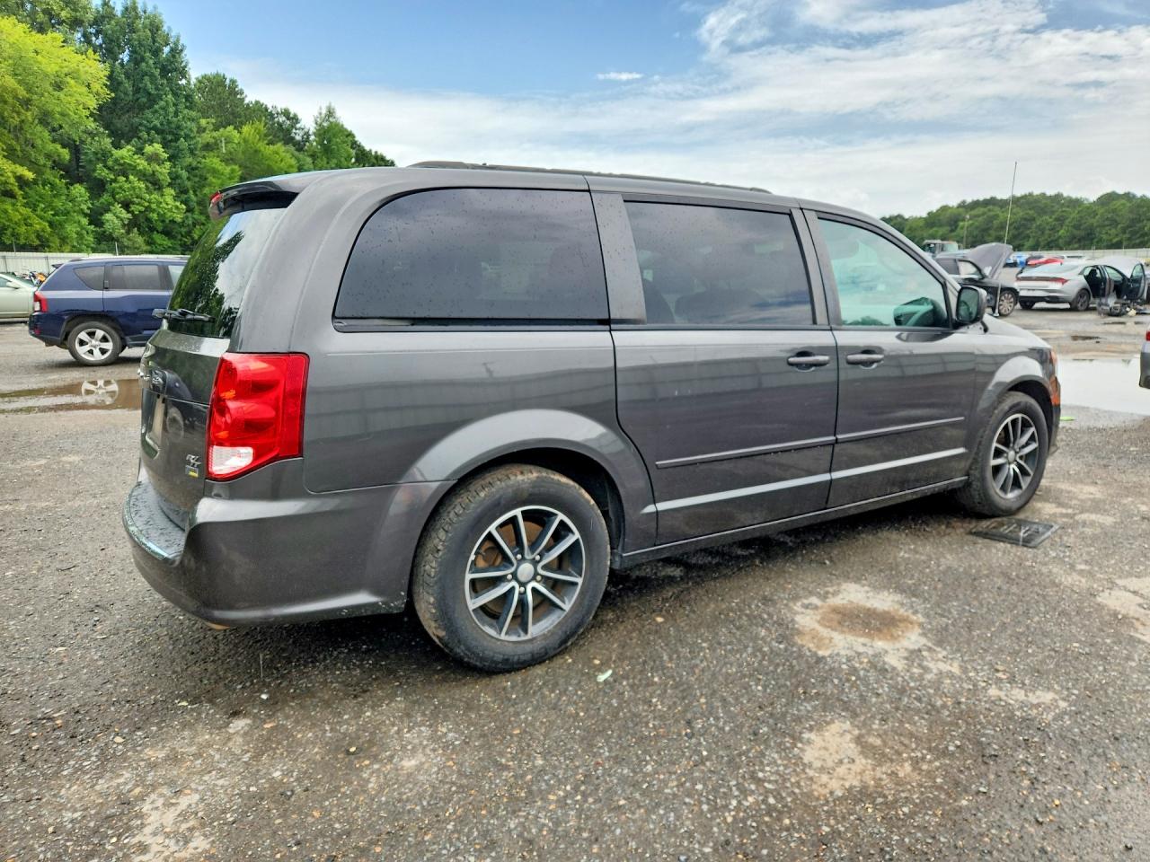 2016 DODGE GRAND CARAVAN R/T