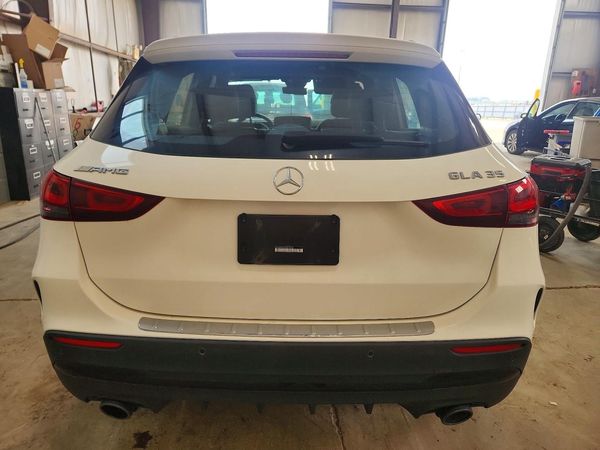 2022 MERCEDES-BENZ GLA AMG GLA35