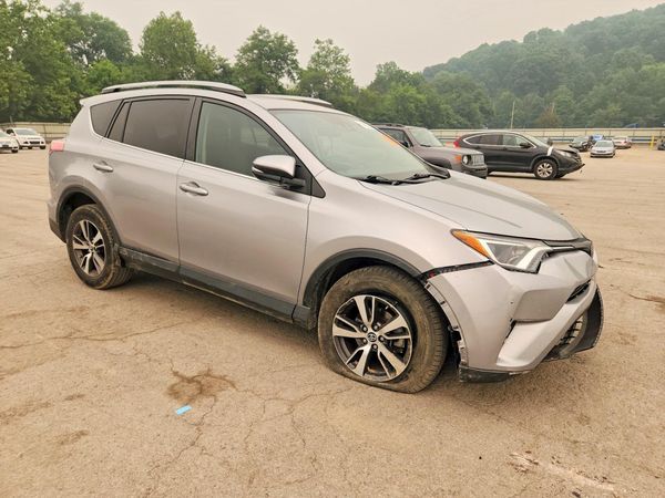 2018 TOYOTA RAV4 Adventure/XLE