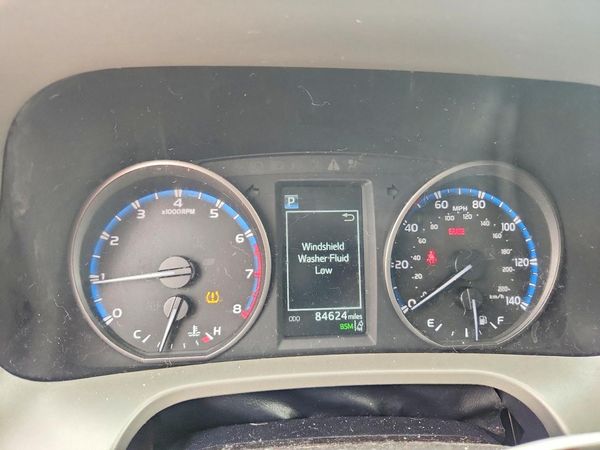 2018 TOYOTA RAV4 Adventure/XLE