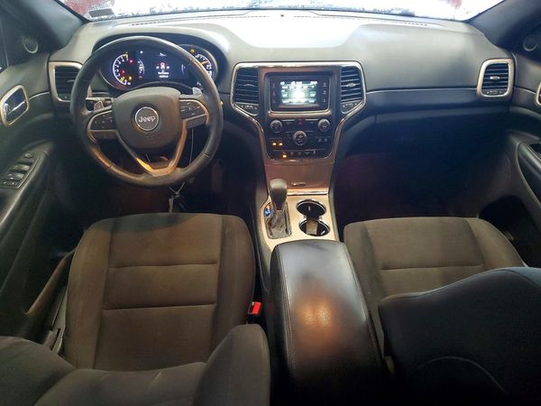 2017 JEEP GRAND CHEROKEE LAREDO 4X4