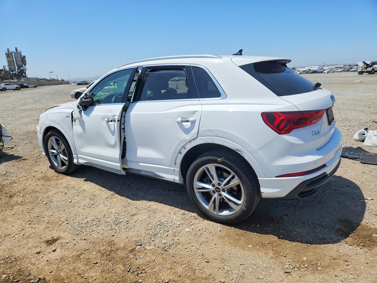 2021 AUDI Q3 S Line quattro Premium
