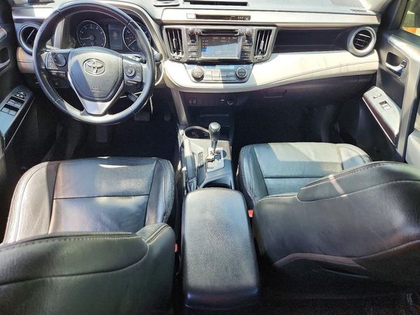 2017 TOYOTA RAV4