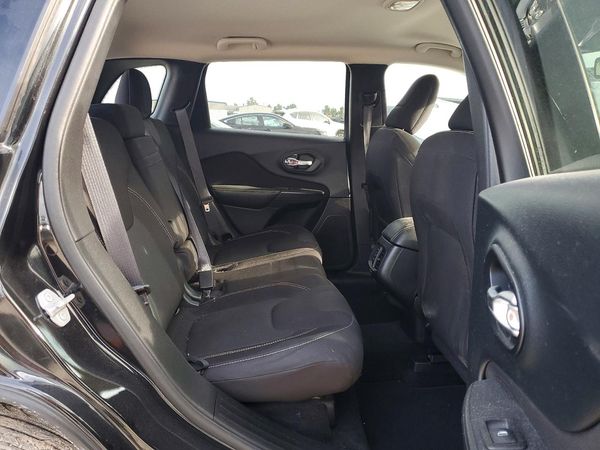 2015 JEEP CHEROKEE LATITUDE FWD