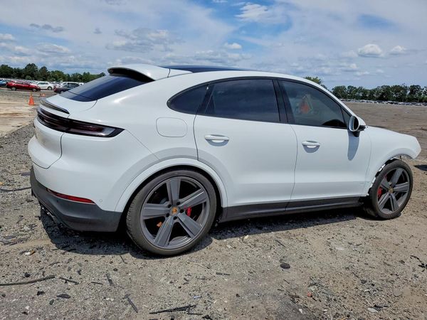 2024 PORSCHE CAYENNE S Coupe
