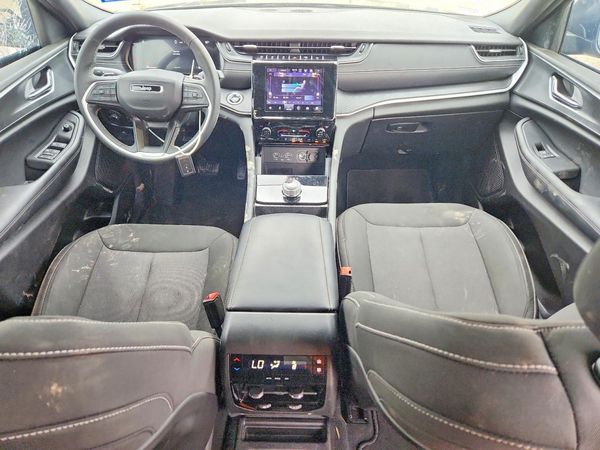 2025 JEEP GRAND CHEROKEE Laredo, Altitude