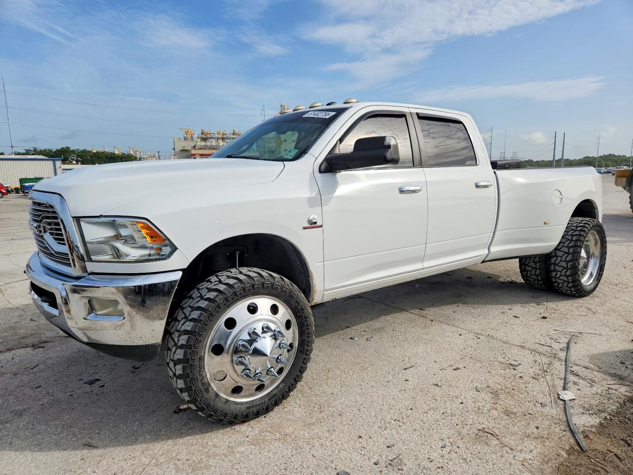 2016 RAM 3500 SLT