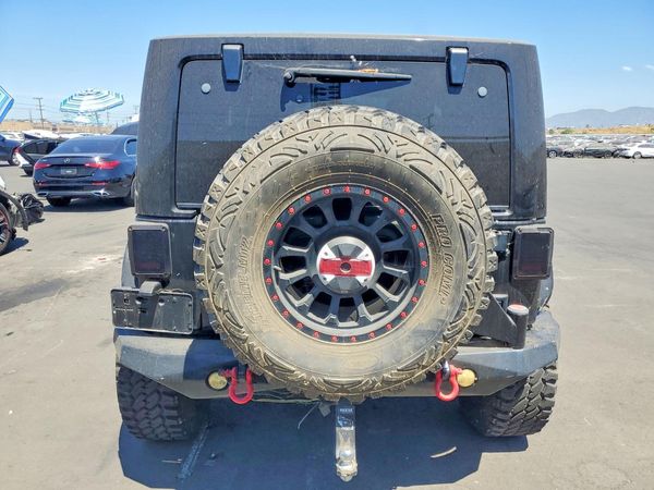 2015 JEEP WRANGLER SAHARA 4X4