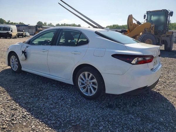 2024 TOYOTA CAMRY