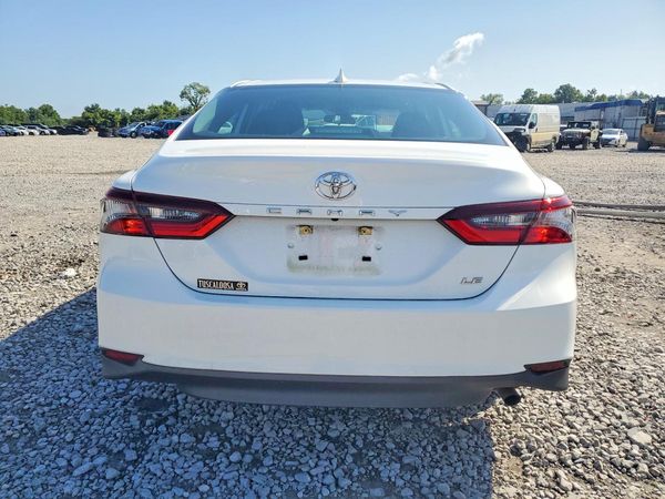 2024 TOYOTA CAMRY