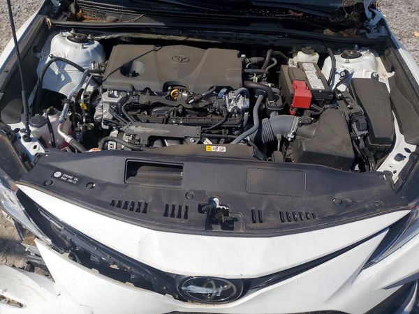 2024 TOYOTA CAMRY