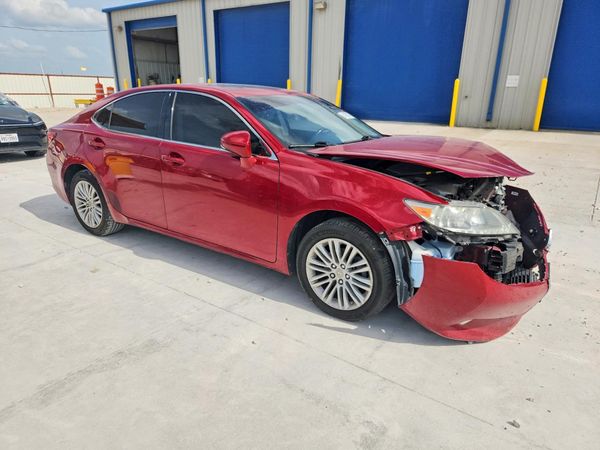 2013 LEXUS ES