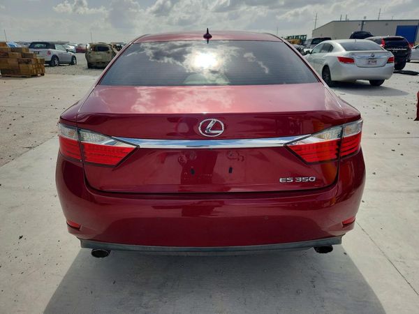 2013 LEXUS ES
