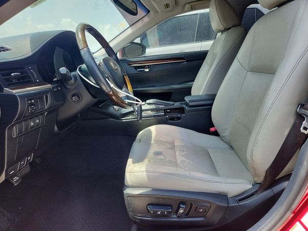 2013 LEXUS ES