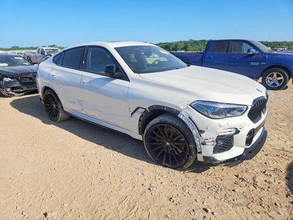 2021 BMW X6 M50i
