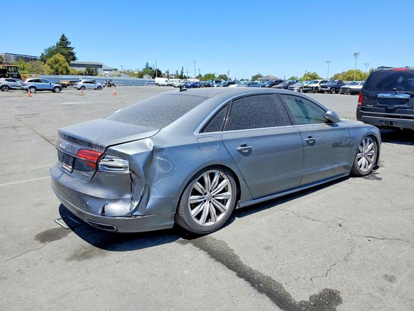 2017 AUDI A8