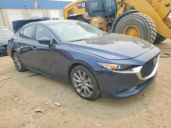 2021 MAZDA 3