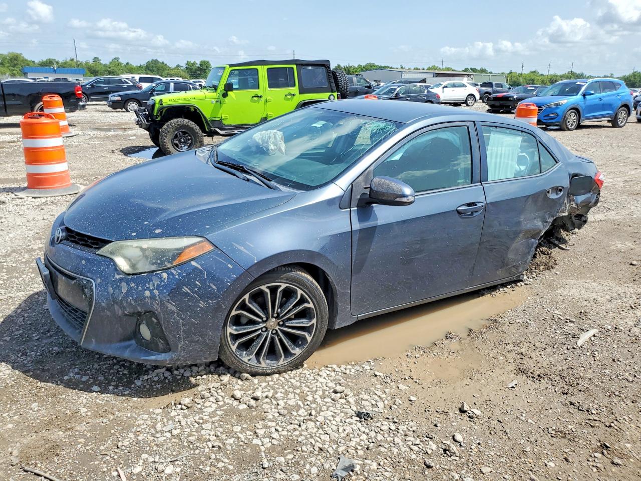 2016 TOYOTA COROLLA