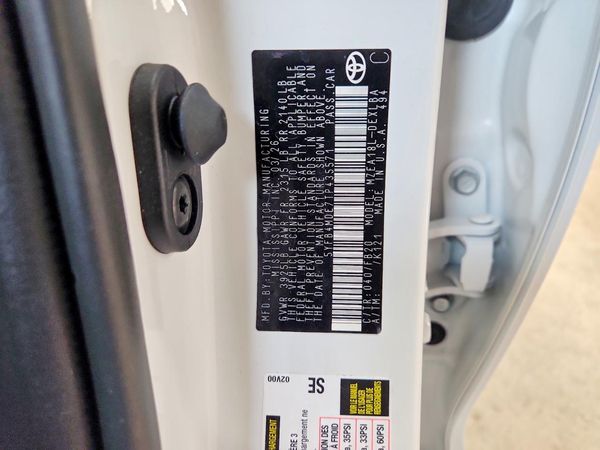 2026 TOYOTA COROLLA LE