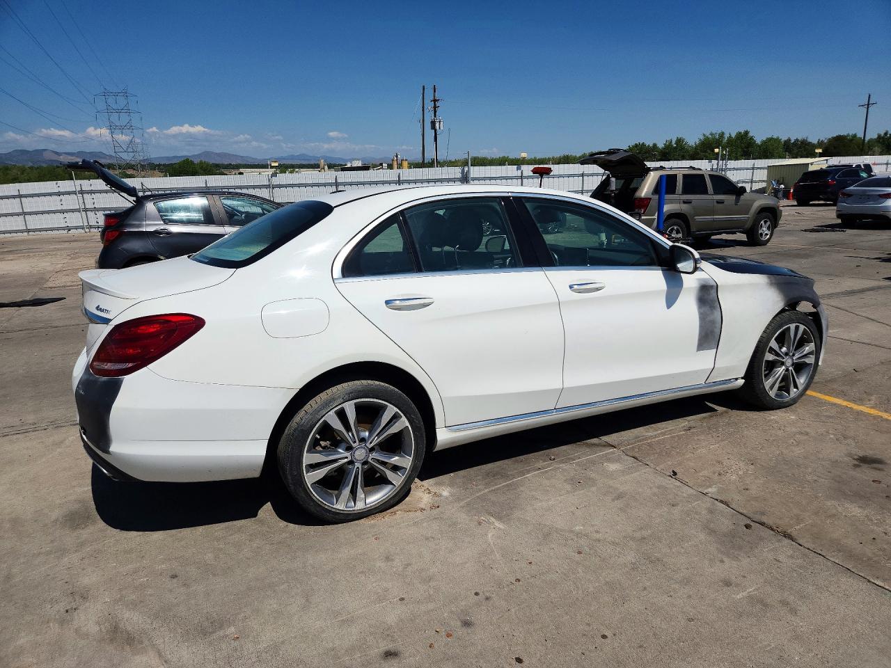 2016 MERCEDES-BENZ C C300-4M