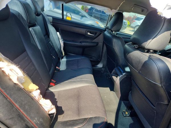 2017 TOYOTA CAMRY