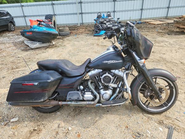 2014 HARLEY-DAVIDSON FLHXS