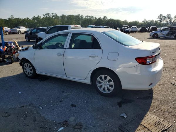 2013 TOYOTA COROLLA