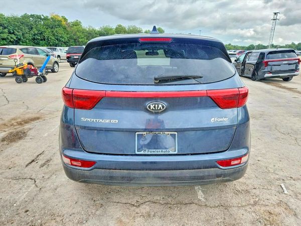 2017 KIA SPORTAGE LX