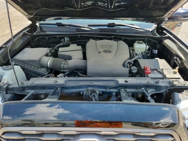 2022 TOYOTA TACOMA SR5