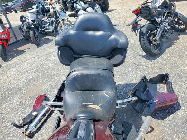 2017 HARLEY-DAVIDSON FL