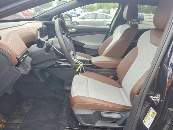 2024 VOLKSWAGEN ID.4 Pro