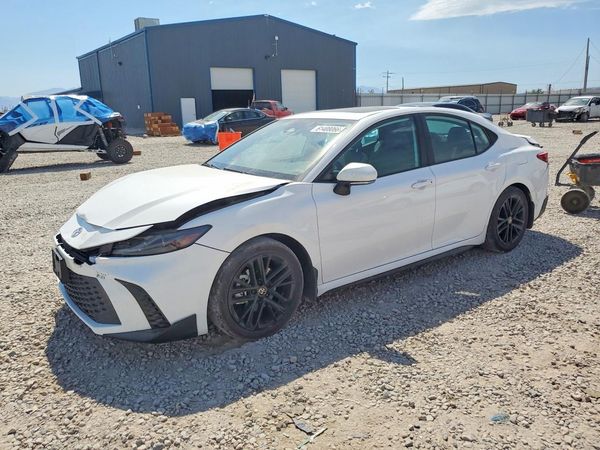 2025 TOYOTA CAMRY