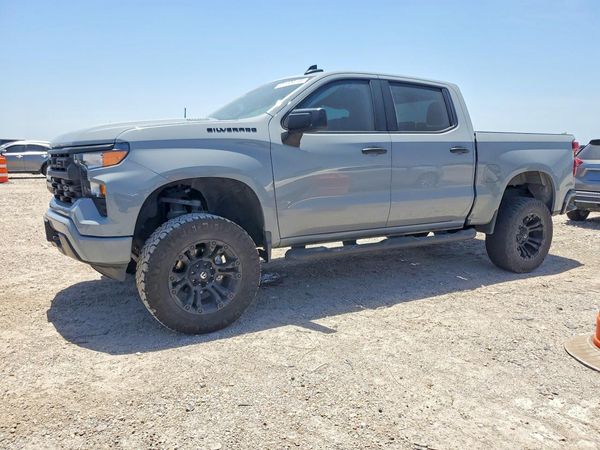 2024 CHEVROLET SILVERADO