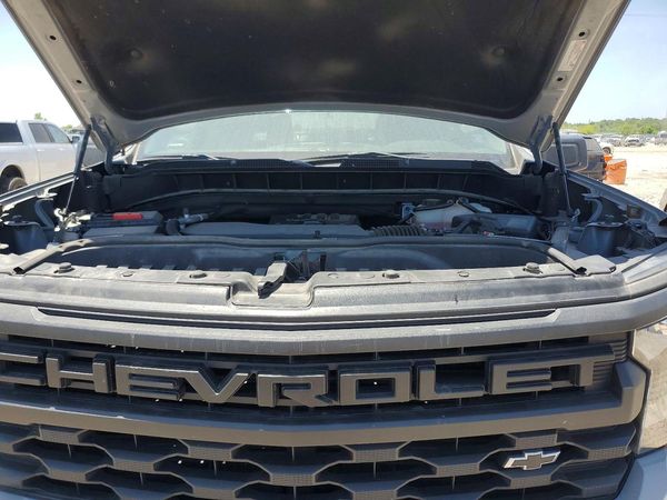 2024 CHEVROLET SILVERADO Custom