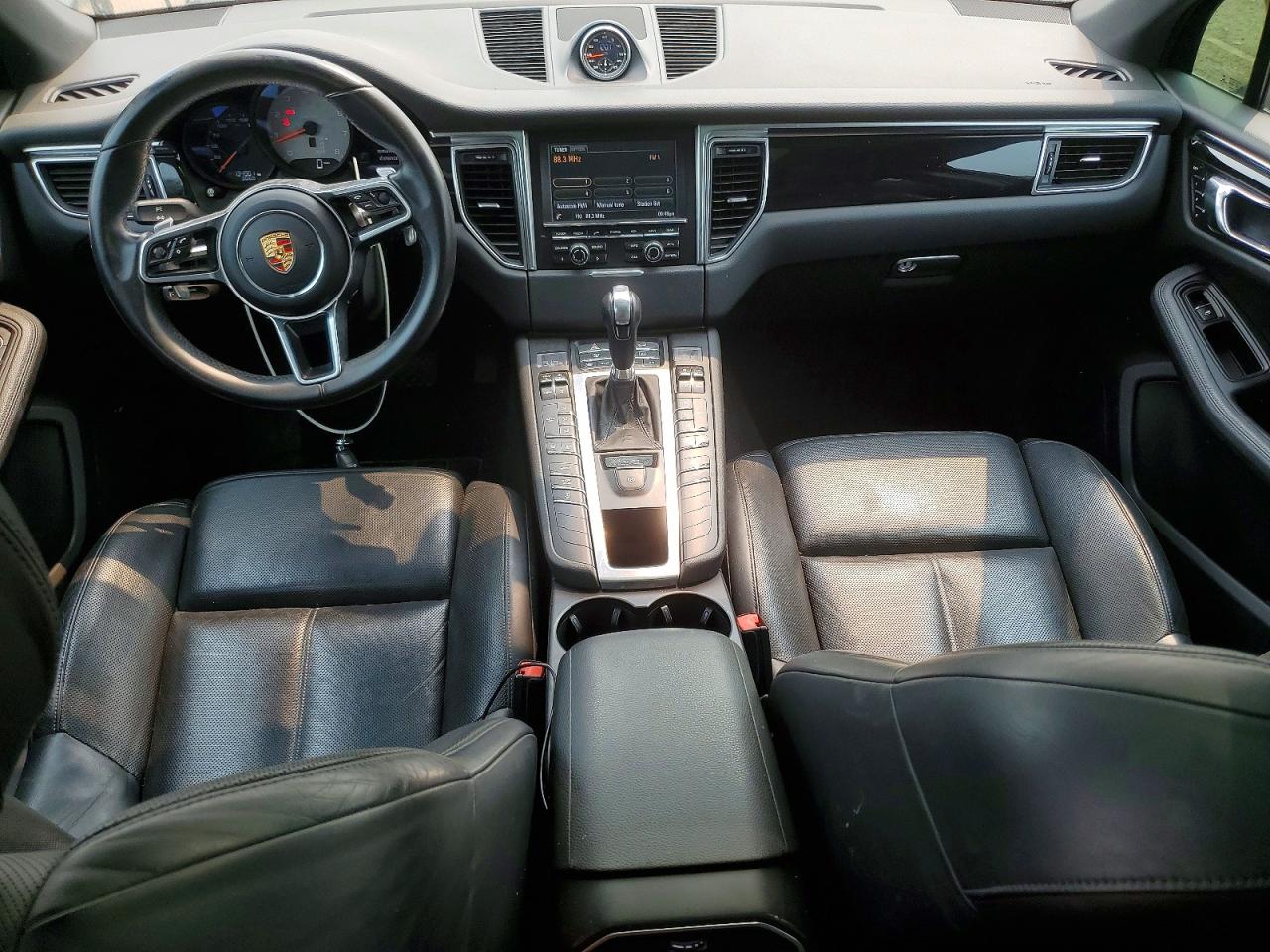 2015 PORSCHE MACAN