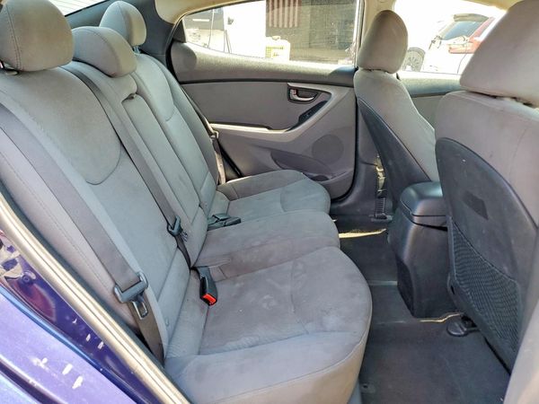 2014 HYUNDAI ELANTRA GLS(Middle)