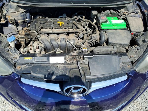 2014 HYUNDAI ELANTRA GLS(Middle)