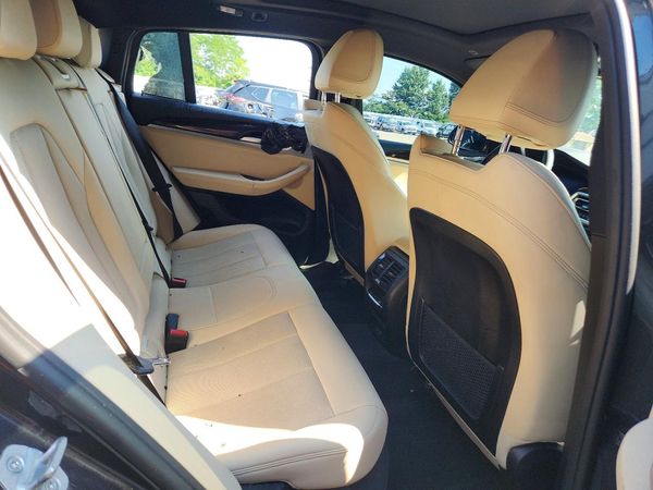 2024 BMW X4 xDrive30i