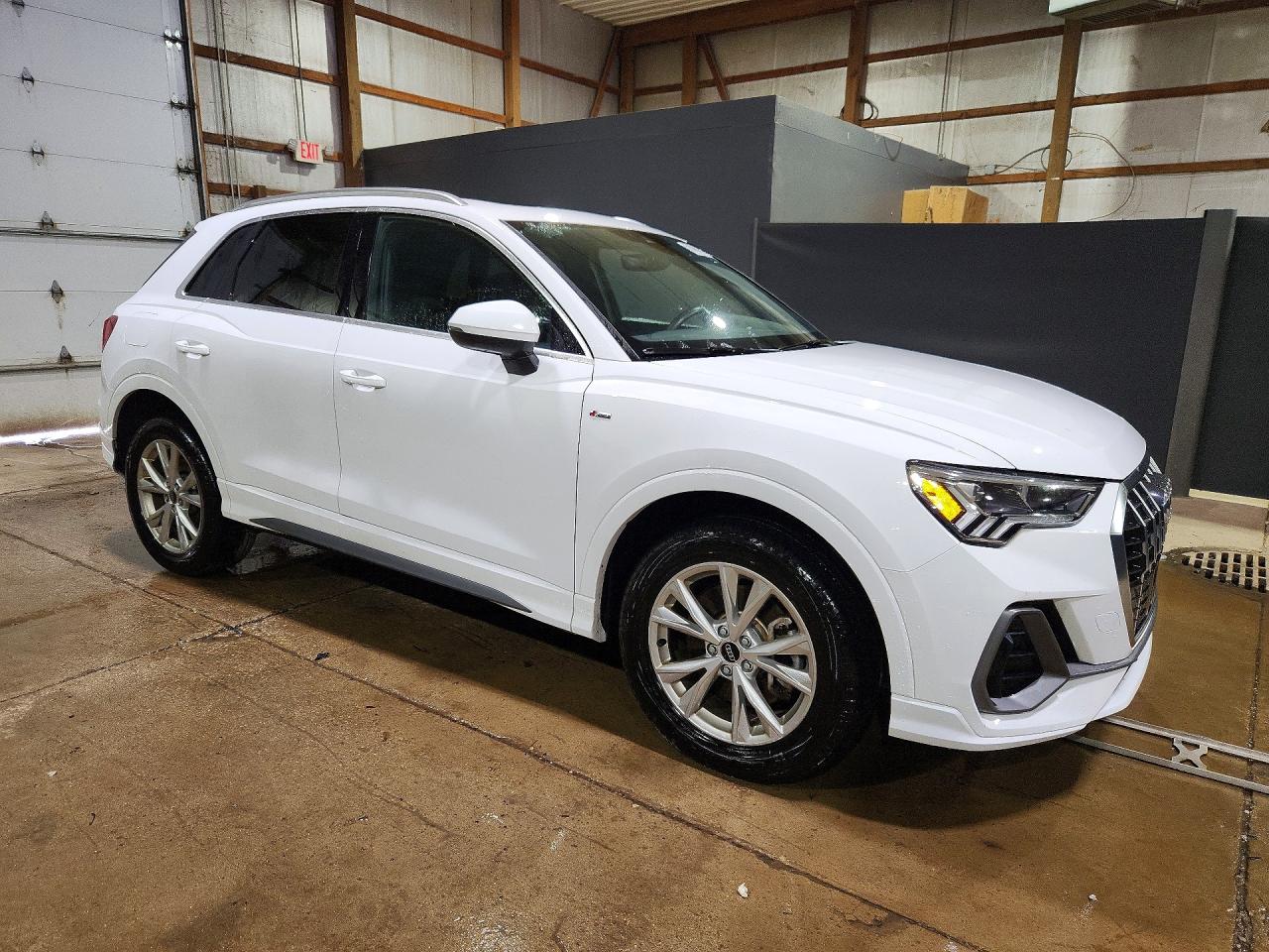 2025 AUDI Q3 S Line quattro Premium