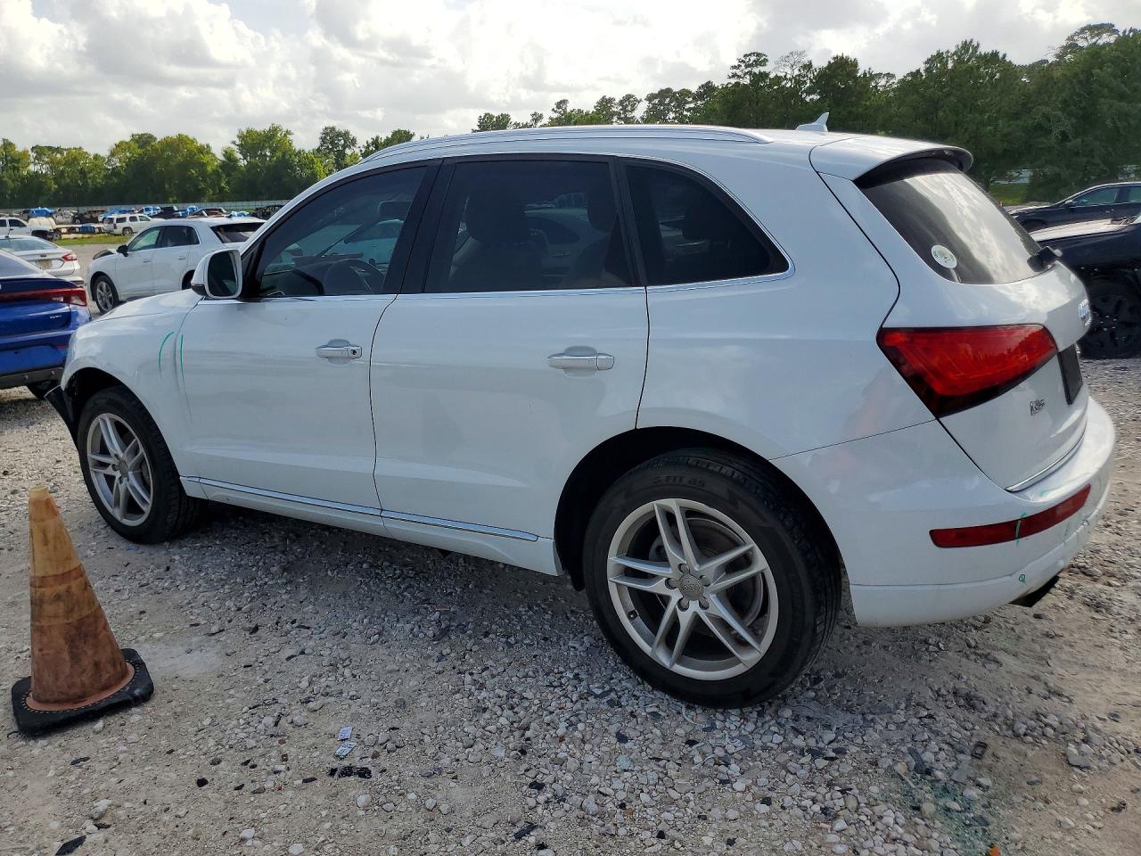 2015 AUDI Q5 Premium Plus