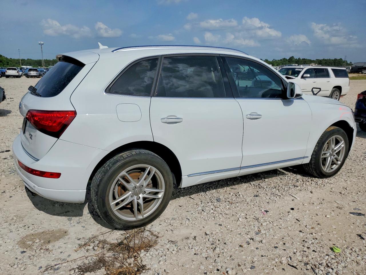 2015 AUDI Q5 Premium Plus