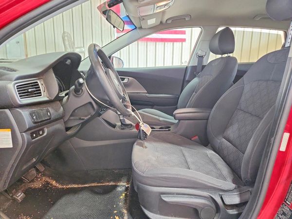 2017 KIA NIRO FE / LX / LX Tech