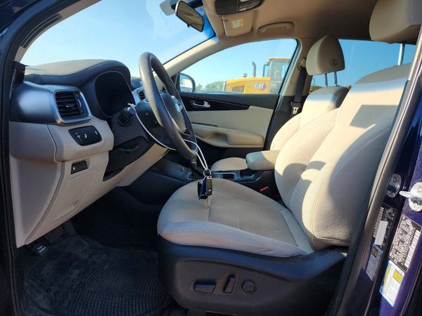 2019 KIA SORENTO L, LX, S