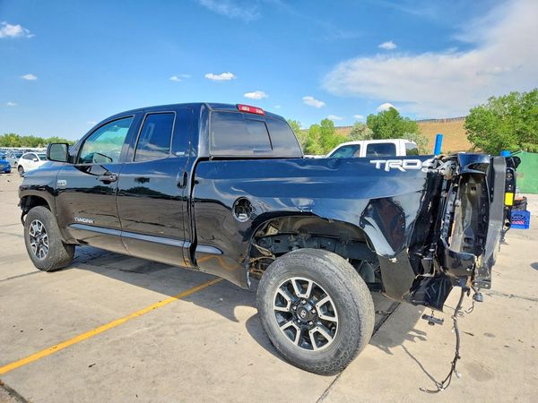 2019 TOYOTA TUNDRA SR5 Grade
