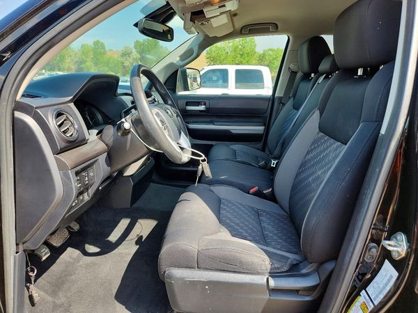 2019 TOYOTA TUNDRA SR5 Grade